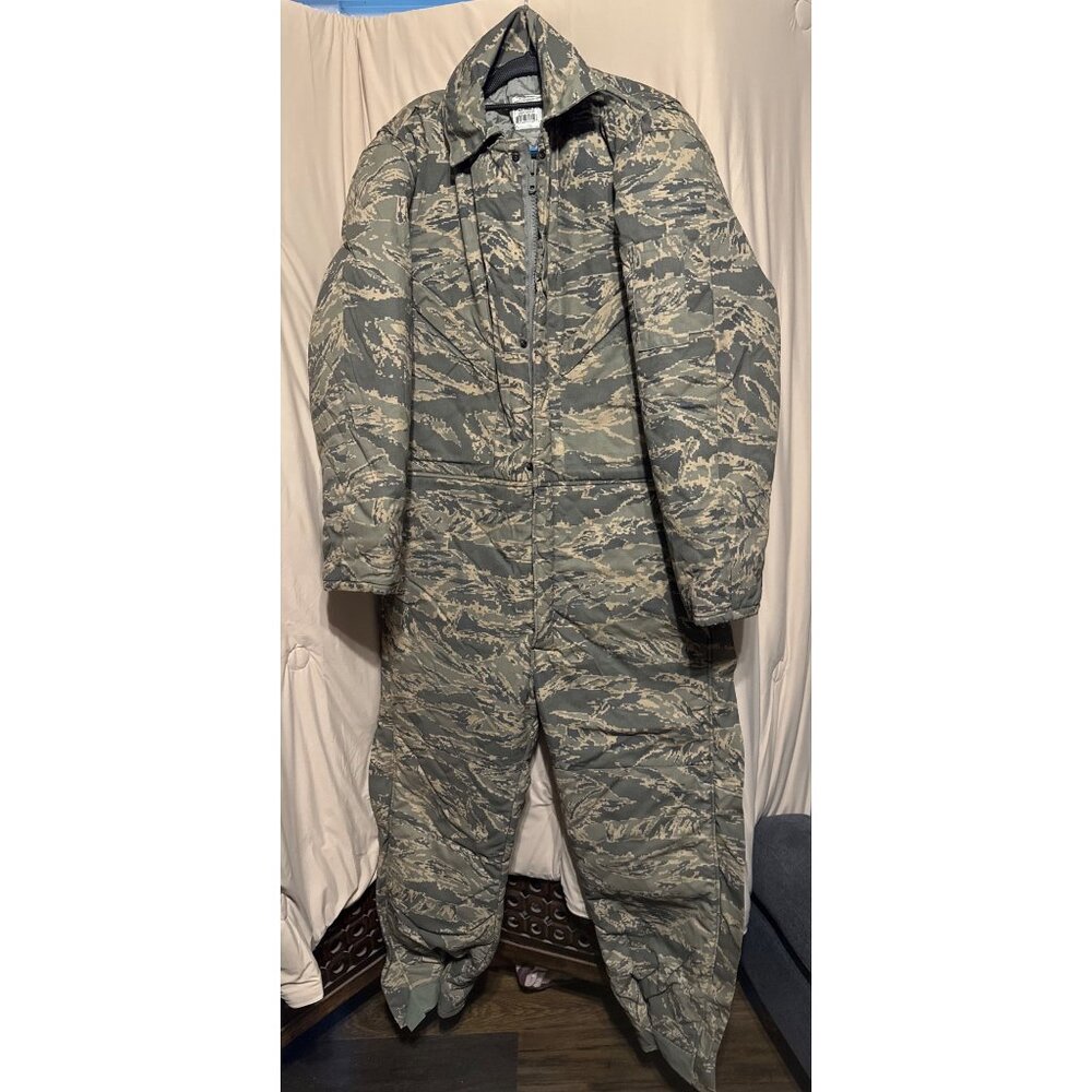 Dakota Outerwear insulated coveralls in Airman Battle Uniform (ABU) Camo Large